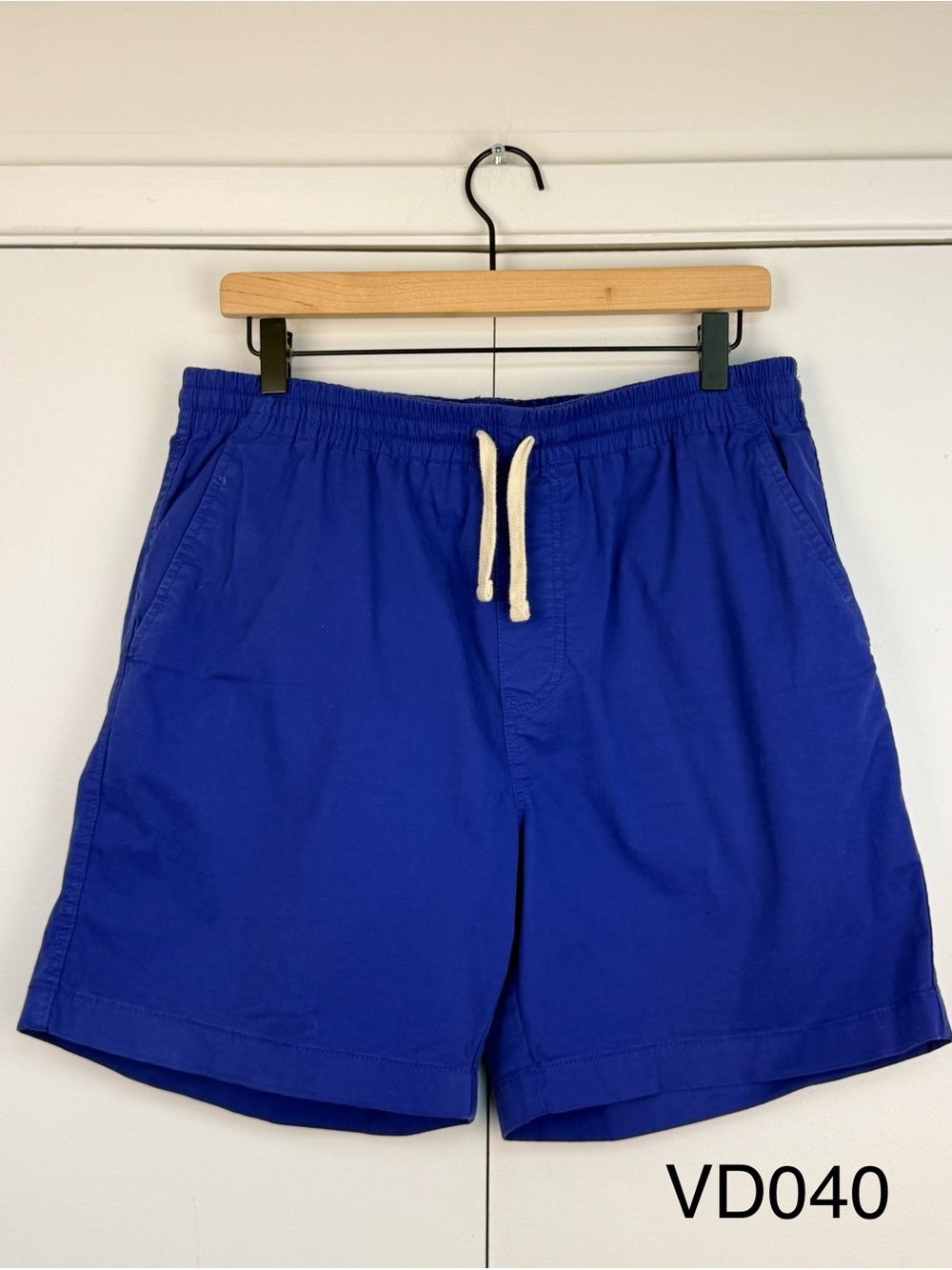 J.Crew Men’s Blue Dock Shorts Size Medium